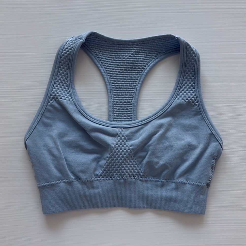 Alphalete Seamless Sports Bra